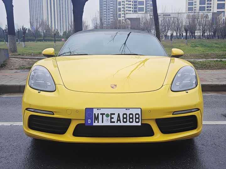 Фото 2 - Porsche 718