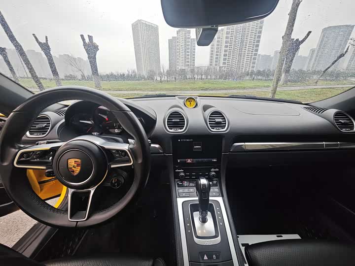 Фото 4 - Porsche 718