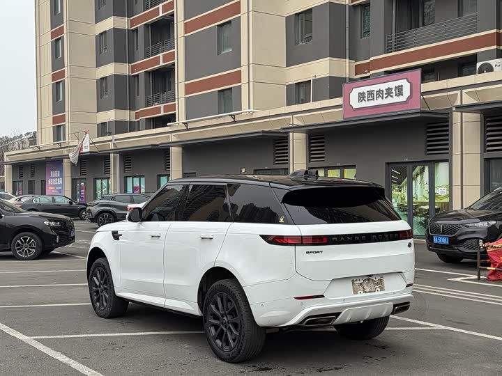 Photo 4 - Land Rover Range Rover Sport