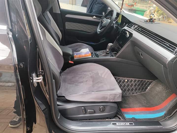 Фото 8 - Volkswagen Magotan