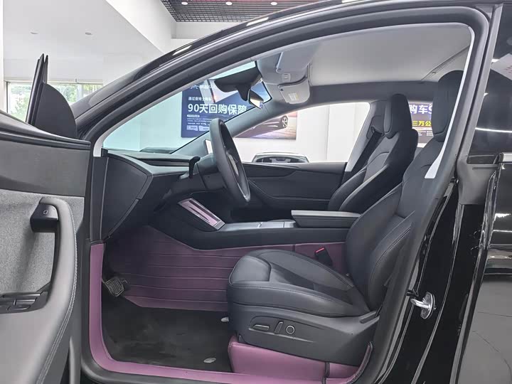 Photo 5 - Tesla Model Y