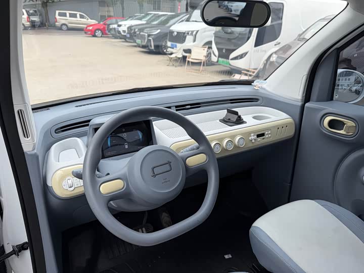 Photo 7 - Bestune Pony