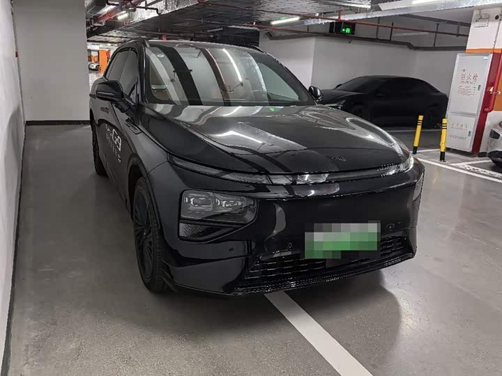 Фото 2 - XPeng G9