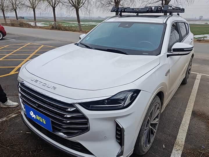 Photo 2 - Jetour X70