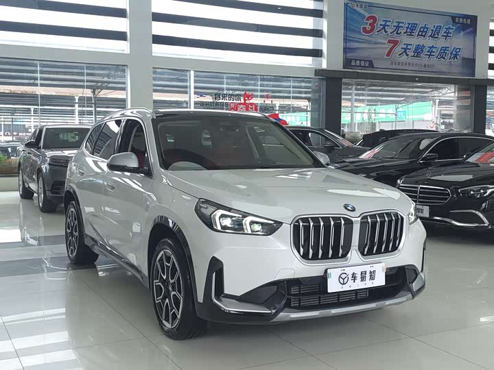 Фото 3 - BMW X1