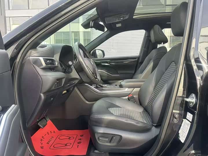 Фото 5 - Toyota Crown Kluger