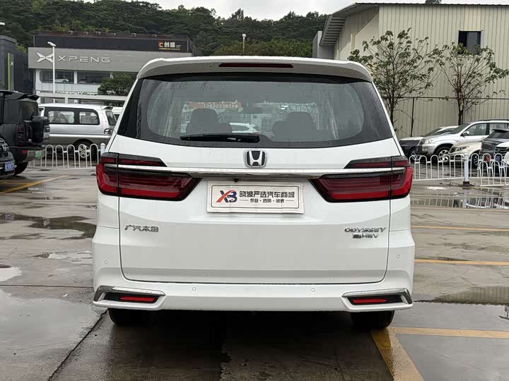 Photo 6 - Honda Odyssey