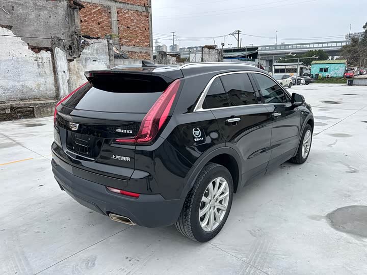 Фото 5 - Cadillac XT4