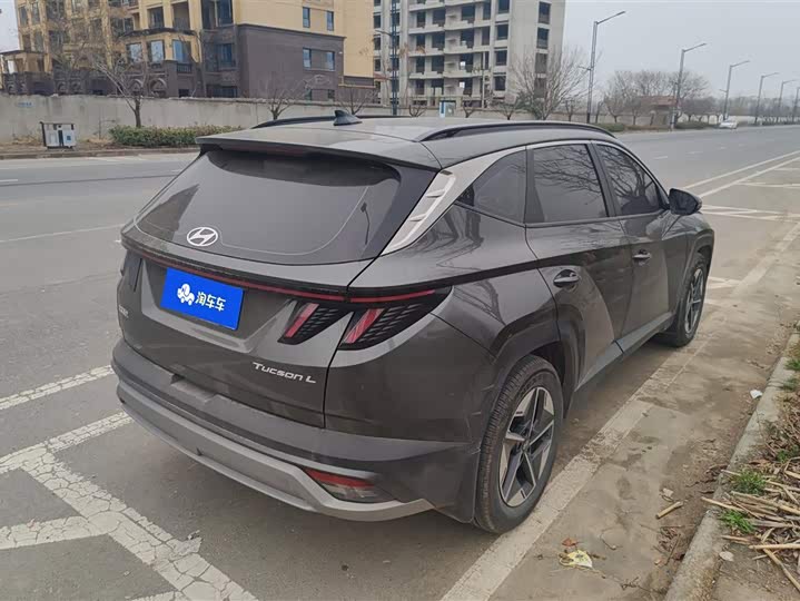 Фото 3 - Hyundai Tucson L