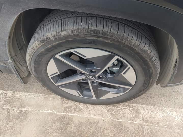 Фото 6 - Hyundai Tucson L