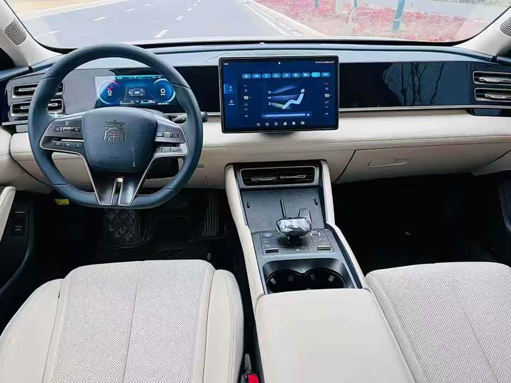 Фото 7 - BYD Qin L