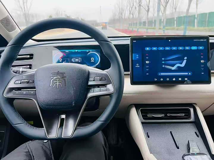 Фото 9 - BYD Qin L