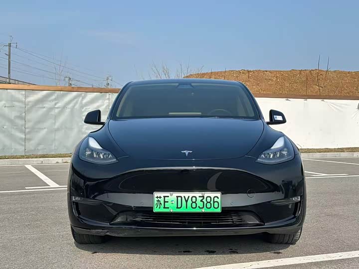Photo 2 - Tesla Model Y