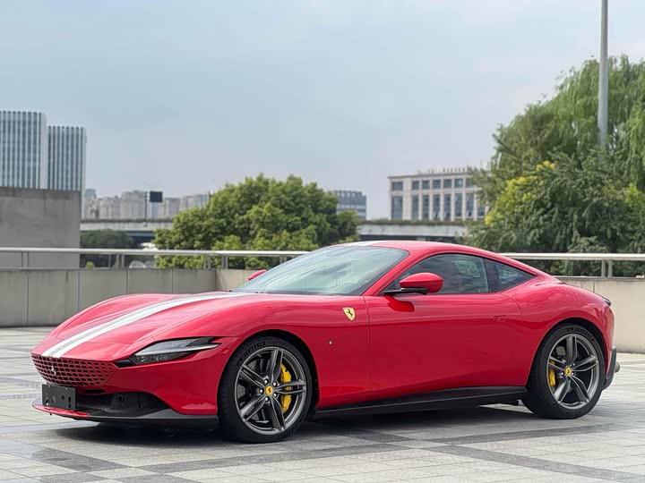 Фото 1 - Ferrari Roma