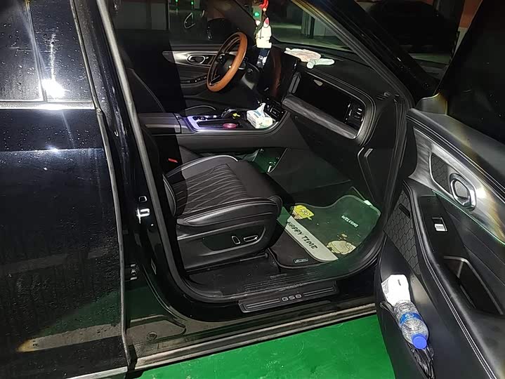 Фото 8 - GAC Trumpchi GS8