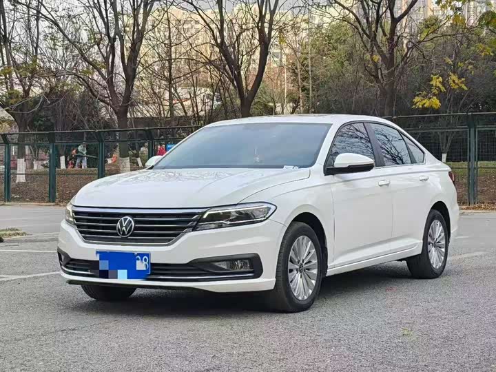 Фото 1 - Volkswagen Lavida