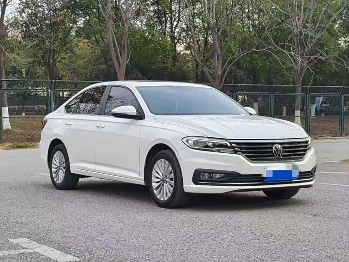 Фото 3 - Volkswagen Lavida