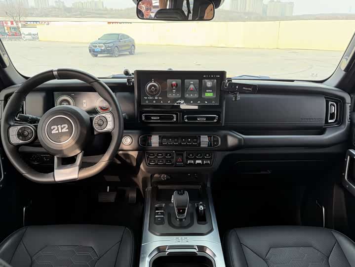 Фото 5 - BAW 212 T01