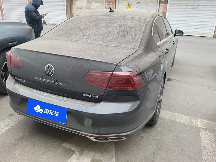 Фото 3 - Volkswagen Magotan