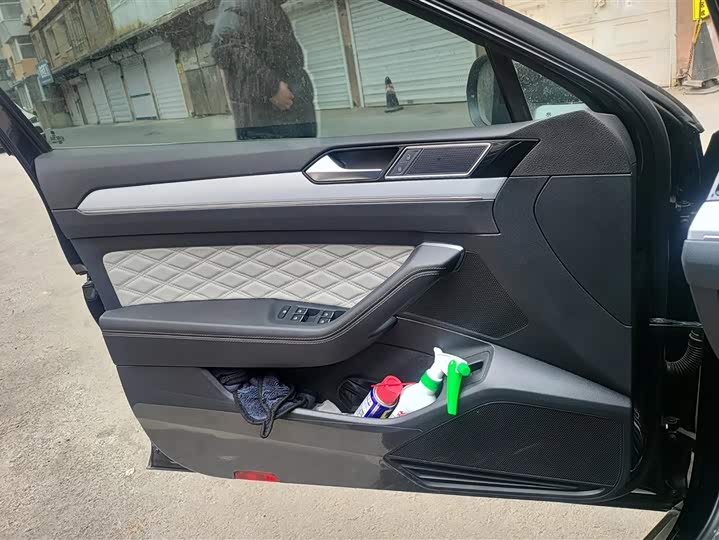 Фото 7 - Volkswagen Magotan