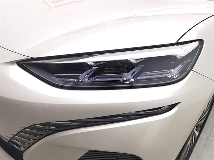 Фото 7 - Denza N7