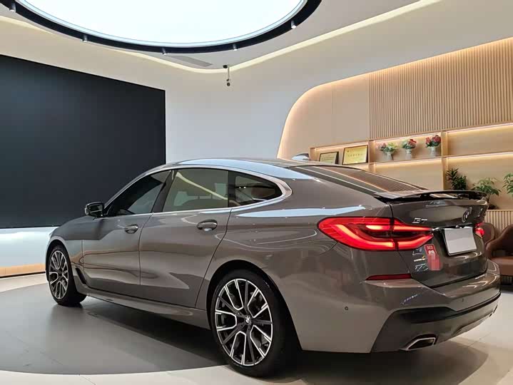 Фото 5 - BMW 6 Series GT