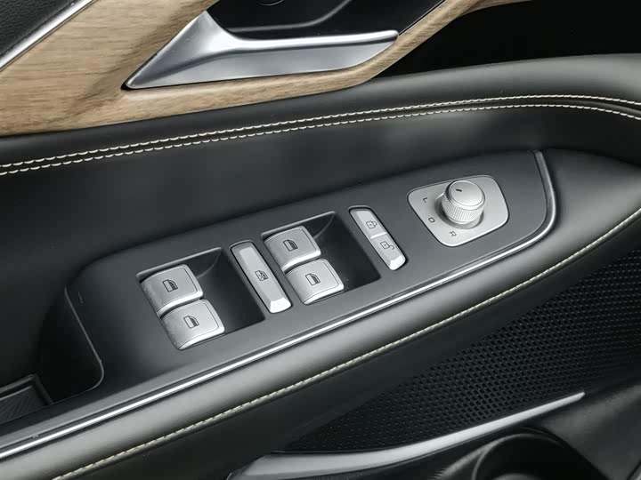 Фото 9 - XPeng P5