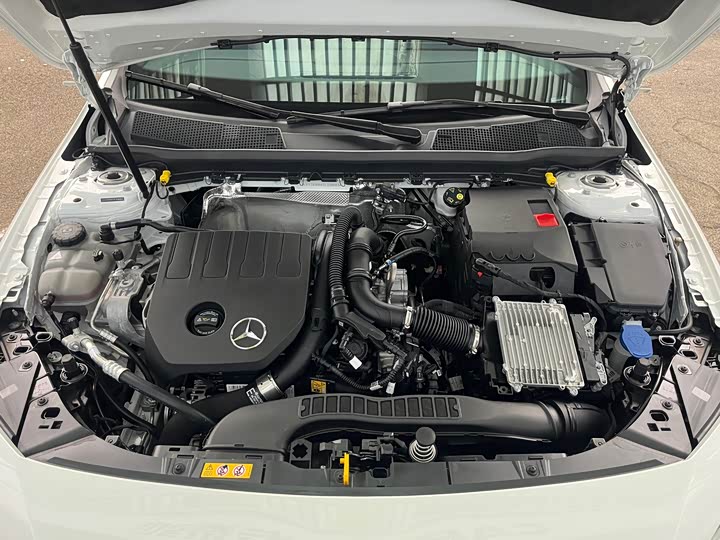 Фото 8 - Mercedes-Benz A-Class