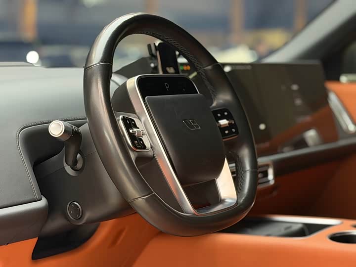 Фото 7 - LiXiang L9