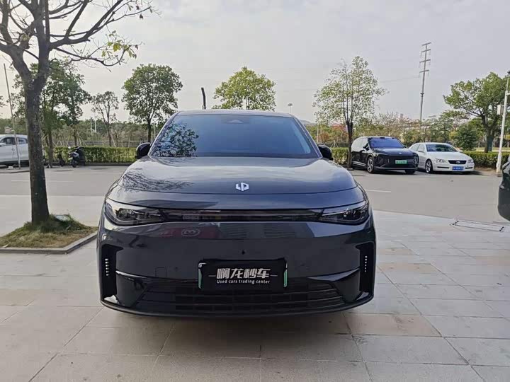 Фото 2 - Leapmotor C10