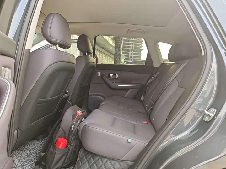 Фото 8 - Leapmotor C10