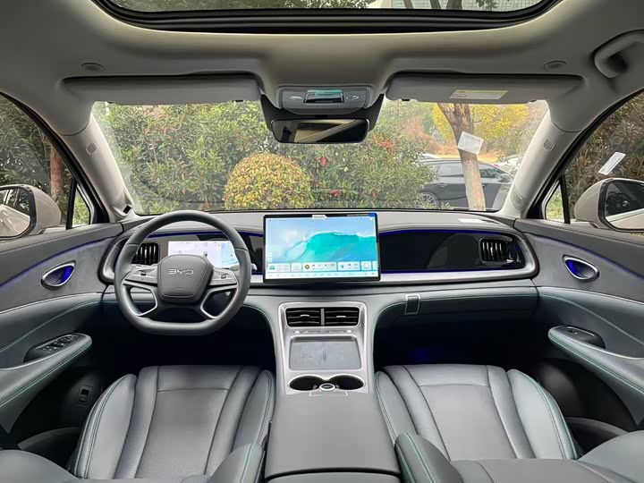 Фото 8 - BYD Sea Lion 07 DM-i Hybrid