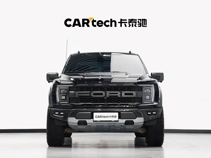 Photo 2 - Ford F-150 Raptor