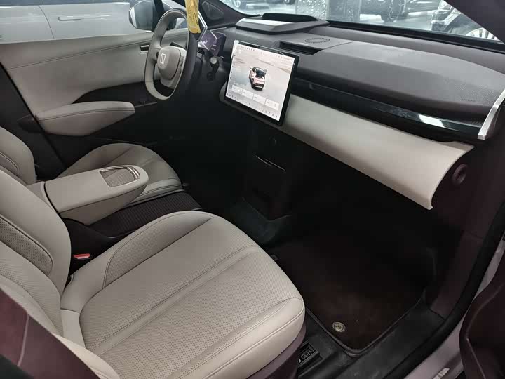 Фото 7 - Zeekr X