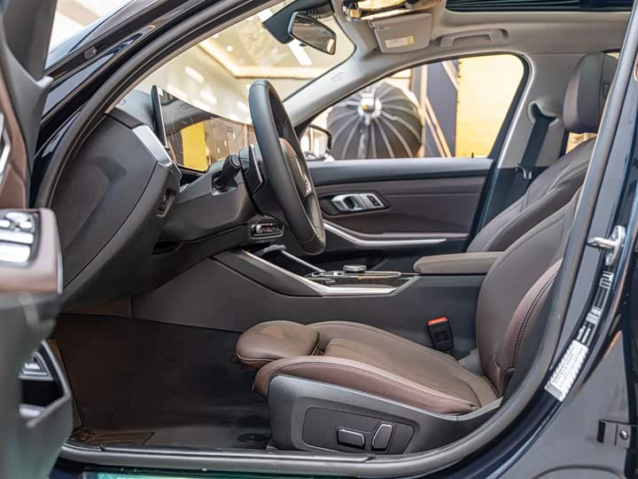 Фото 6 - BMW 3 Series