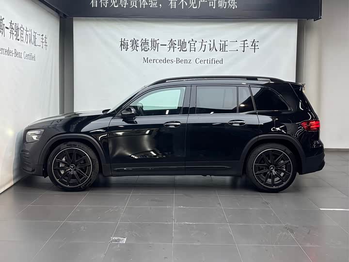 Фото 3 - Mercedes-Benz GLB-Class AMG