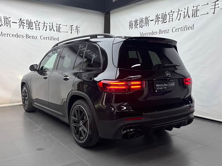 Фото 5 - Mercedes-Benz GLB-Class AMG