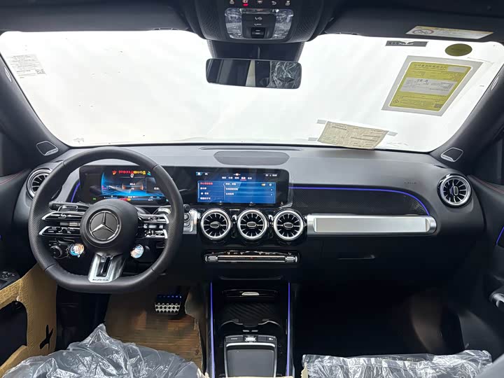 Фото 8 - Mercedes-Benz GLB-Class AMG