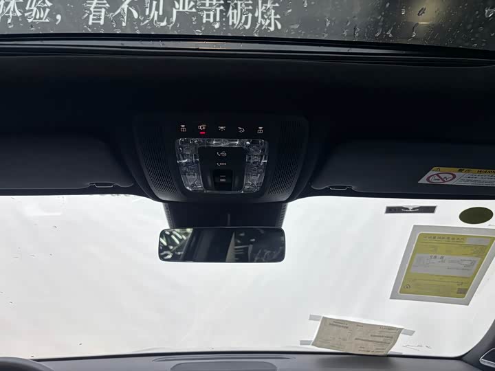 Фото 9 - Mercedes-Benz GLB-Class AMG