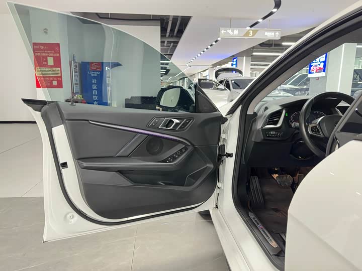 Фото 9 - BMW 2 Series