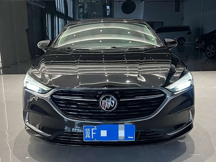 Фото 2 - Buick LaCrosse