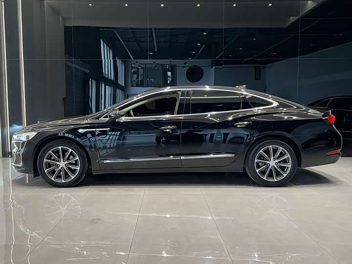 Фото 4 - Buick LaCrosse