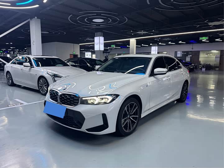 Photo 1 - BMW 3 Series