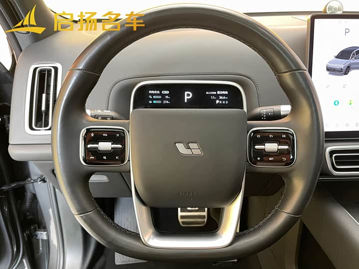 Фото 8 - LiXiang L8