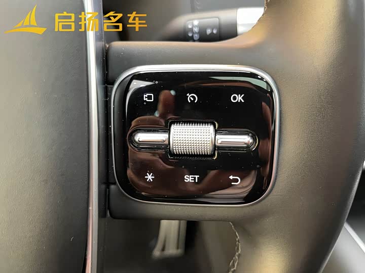 Фото 9 - LiXiang L8