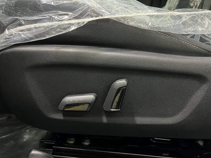 Фото 9 - Mazda CX-50