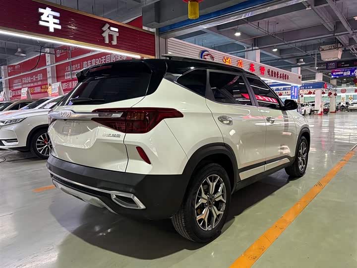 Фото 6 - Kia KX3