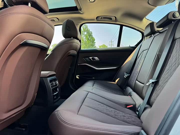 Фото 7 - BMW 3 Series