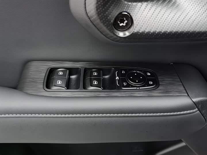 Фото 9 - Haval H-Dog