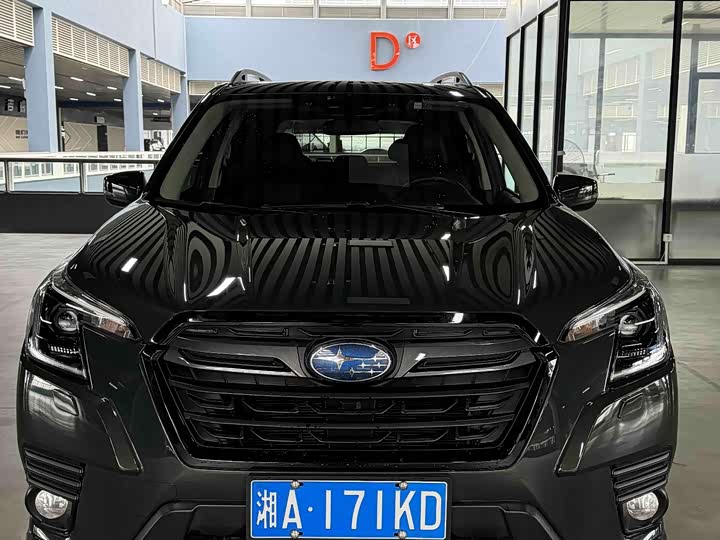 Фото 2 - Subaru Forester